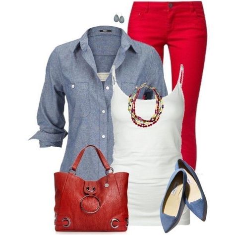 Red Pants Outfit, Mode Tips, Red Jeans, Red Pants, Pinterest Fashion, Casual Work Outfits, Wearing Red, Fashion Mode, Work Attire