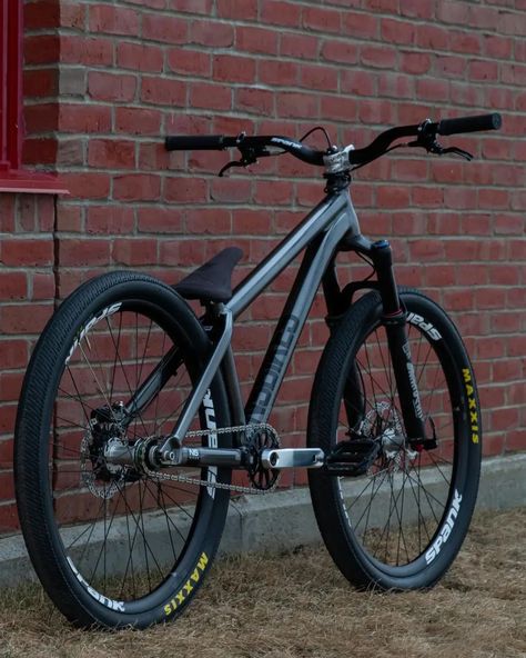 Dirt Jumper Mtb, Wheelie Bike Bicycles, Dirt Jumper Bikes, Slopestyle Bike, Drift Trike Frame, Trials Bike, Hardtail Mtb, Dirt Jumper, Stunt Bike