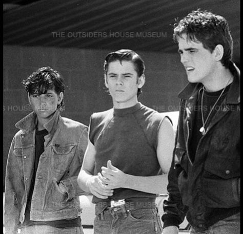 The Outsiders Johnny, The Best Trio, The Outsiders Ponyboy, The Outsiders Imagines, Outsiders Movie, The Outsiders Cast, 80s Actors, The Outsiders Greasers, Dallas Winston