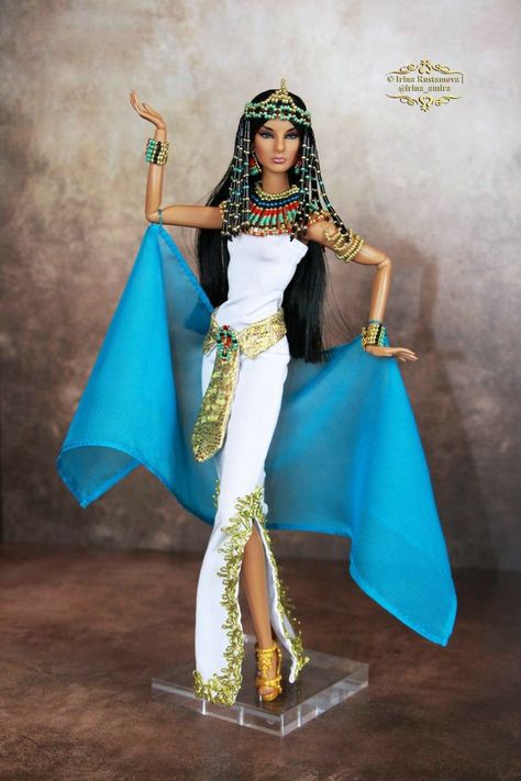 Egyptian Barbie, Egyptian Dress, Egyptian Fashion, Barbie Collector Dolls, Girls Dress Outfits, Barbie Dress Fashion, Barbie Gowns, Poppy Parker Dolls, Guys And Dolls