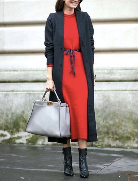 Red Sweater Dress Outfit, Leila Yavari, Paris Street Style Spring, Red Sweater Dress, Miroslava Duma, Giovanna Battaglia, Sweater Dress Outfit, Anna Dello Russo, Paris Fashion Week Street Style