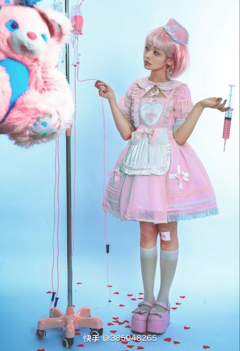 Yami Kawaii Nurse, Rain Coat Outfit Aesthetic, Nursecore Outfit, Yami Kawaii Clothes, Kawaii Nurse Outfit, Nurse Poses, Yamikawaii Fashion, Yamikawaii Outfit, Yamikawaii Aesthetic