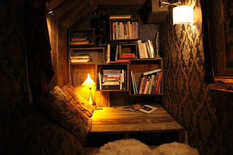 Writing Reading Dreaming Room in a Closet (Ocean Vuong) Reading Corner Kids Bedroom, Kids Bedroom Aesthetic, Meditation Closet, Book Nook Closet, Attic Transformation, Meditation Nook, Closet Nook, Reading Nook Closet, Ocean Vuong