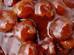 Meatballs In Plum Sauce Best Crockpot Meatballs, Plum Sauce Recipe, Plum Cakes, Crockpot Meatballs, Asian Meatballs, Orange Raspberry, Christmas Eats, Best Crockpot, Plum Sauce