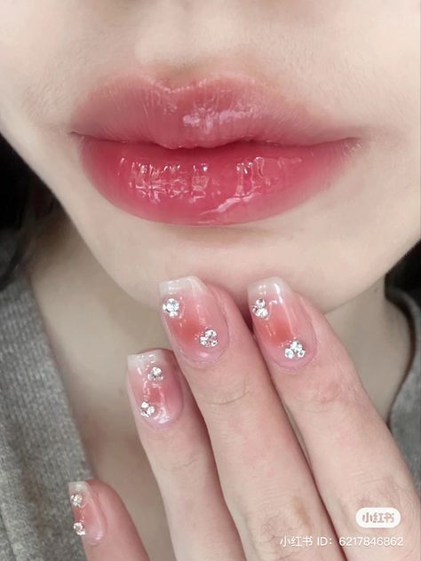 Crystal Lip Gloss, Unicorn Lip Gloss, Crystal Unicorn, Crystal Lips, Asian Nails, Flower Knows, Blush Nails, Lip Swatches, Pretty Gel Nails