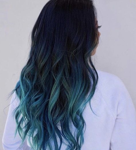 Nessa Hair, Blue Hairstyles, Stylish Hair Colors, Holographic Hair, Blond Ombre, Blue Ombre Hair, Teal Hair, Silver Hair Color, Hair Streaks