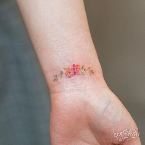 Want!!! Tato Minimal, Kunst Tattoos, Disney Tattoo, Tattoos For Daughters, Flower Tattoo Designs, Nature Tattoos, Little Tattoos, Trendy Tattoos, Tattoo Fonts