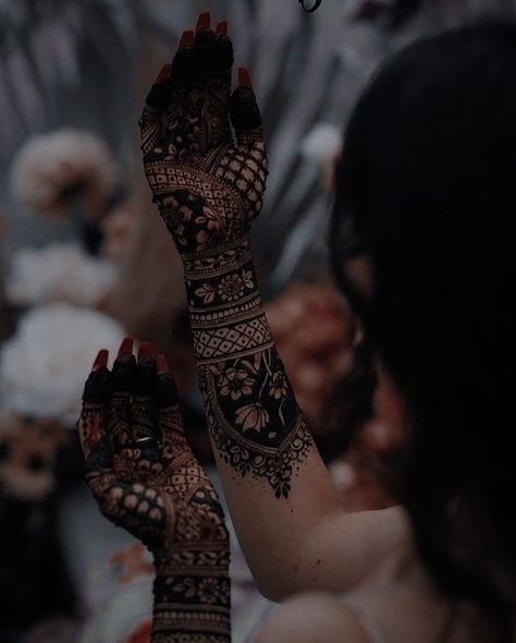 Indian Henna Aesthetic, Royalty Aesthetic, Royal Aesthetic, Mehndi Art Designs, Mehndi Designs For Fingers, Mehendi Design, Desi Wedding, Mehndi Art, Indian Aesthetic