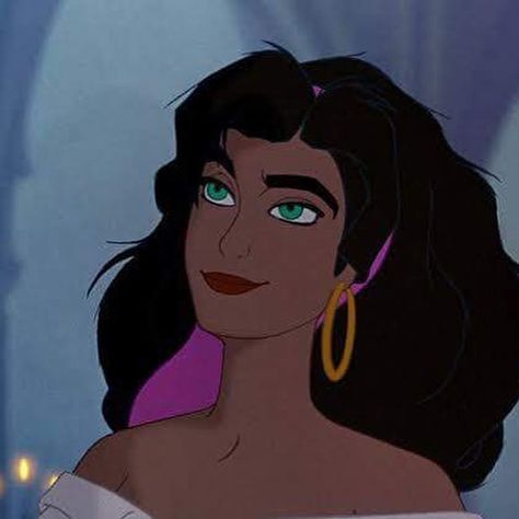 Delanie Ominayak (@delanieominayak) • Instagram photos and videos Esmeralda Disney, Notre Dame, Black Hair, Disney, Hair, Blue, Black