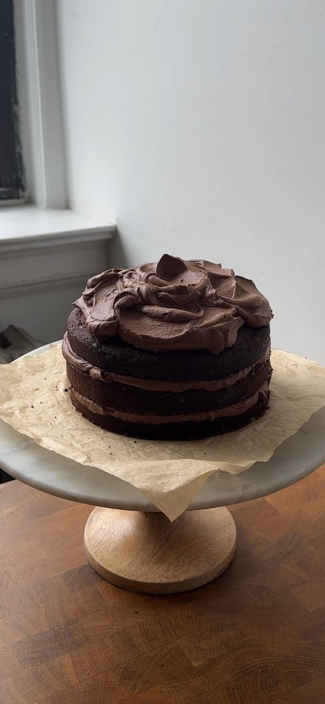 Chocolate Cake with Chocolate Mascarpone Whipped Cream Chocolate Mascarpone Frosting, Chocolate Whipped Cream Frosting, Dark Chocolate Cake Recipes, Mascarpone Whipped Cream, Chocolate Mascarpone, Mascarpone Frosting, Homemade Chocolate Cake, Whipped Cream Frosting, Dark Chocolate Cakes