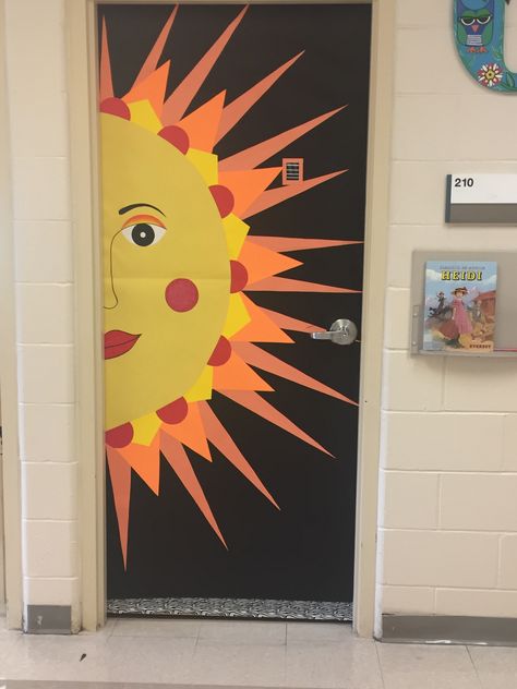 Classroom door: Mexican sun face Sunshine Classroom Door Ideas, Sun Bulletin Board Ideas, Sun Classroom Door, Sun Classroom Decoration, Mexican Sun Art, Spring Classroom Door Decorations, Owl Classroom Door, Trinity Christian, Spring Classroom Door