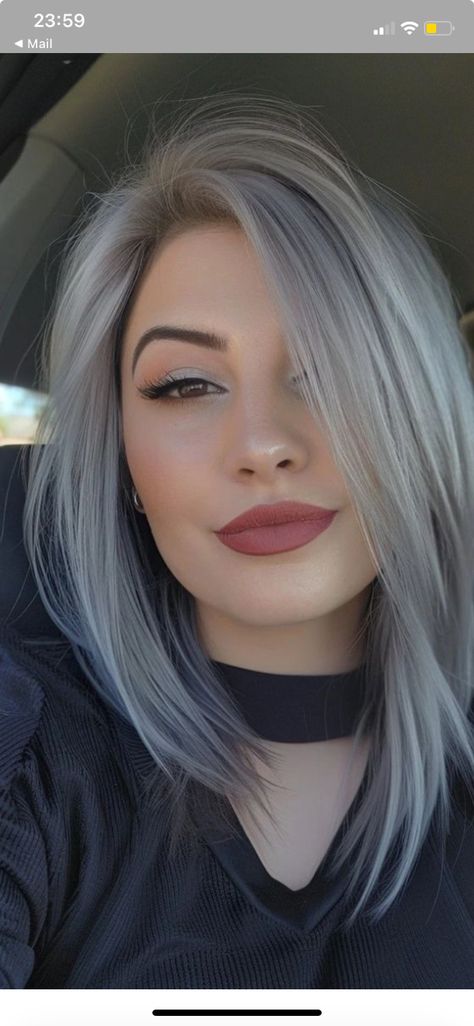 Platinum Blonde Hair With Grey Lowlights, Platinum Blonde And Grey Hair, Highlight For Grey Hair, Long Straight Hair Color Ideas, Silver Long Bob, Blonde Lob Straight, Lob Haircut Side Part, Grey Hair Balayage, Straight Lob With Bangs