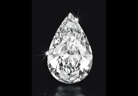 Big diamonds sparkled during Christie’s sale of Magnificent Jewels in New York on Tuesday. Leading the way was a pear-shaped D color flawless diamond of 50.52 cts., which sold for $9.5 million, or $188,000 per carat, to a private collector. The stone is mounted in platinum and may be worn suspended from a necklace with a 2.28 carat, circular-cut D-color diamond surmount. Fancy Pink Diamond Ring, Big Diamonds, Natural Pearl Necklace, Pink Diamond Ring, Vs1 Diamond, Flawless Diamond, Fancy Lights, Fancy Yellow Diamond, Big Diamond