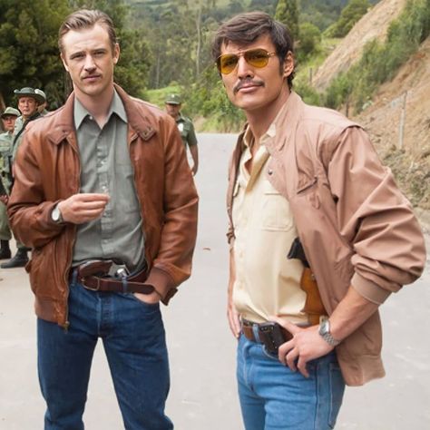 Instagram Donald Pierce, Boyd Holbrook, Street Fashion Men Streetwear, Pedro Pascal, Mens Streetwear, Vanity Fair, Casual Style, Outfit Inspirations, Bomber Jacket