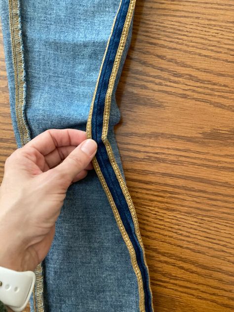 How To Taylor Jeans, Add Side Panel To Jeans, Alter Jeans Too Big, Alter Jeans Length, Alter Jeans Waistband, Fixing Jeans, Alter Pants Legs Sewing Tutorials, Alter Jeans, Redone Jeans