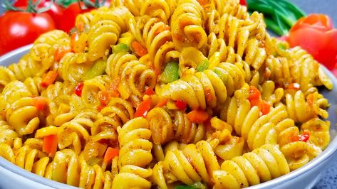 Creamy Red Sauce Pasta, Indian Style Pasta, Creamy Red Sauce, Pasta Indian Style Recipe, Masala Pasta, Pasta Bolognese Recipe, Pasta Indian Style, Boil Sweet Corn, Veg Pasta