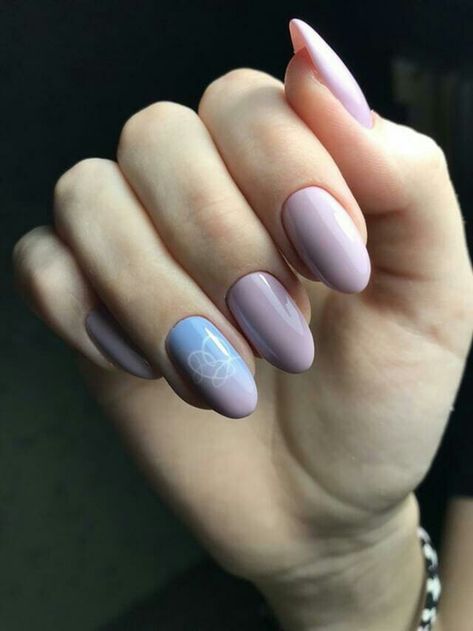 BTS Manicure Love yourself: Answer Nail Art Bts Army, Bts Inspired Nails Purple, Love Yourself Nails, Nail Art Bts, Bts Nails Ideas, Bts Inspired Nails, Nail Bts, Bts Nail Art, Bts Nails