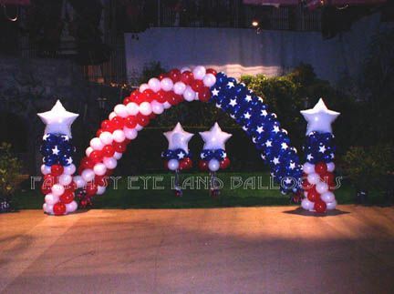 Fourth Of July Decor, Balloon Sculptures, American Decor, Patriotic Party, Balloon Columns, Balloon Decor, Balloon Design, 4th Of July Party, Balloon Art