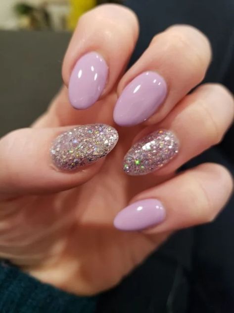 40+ Easy Easter Nail Art Designs for Beginners | HubPages Lilac Nails With Glitter, Lilac Nails Design, Purple Glitter Nails, Lilac Nails, Lavender Nails, Glitter Gel Nails, Cute Gel Nails, Sparkle Nails, Easter Nails