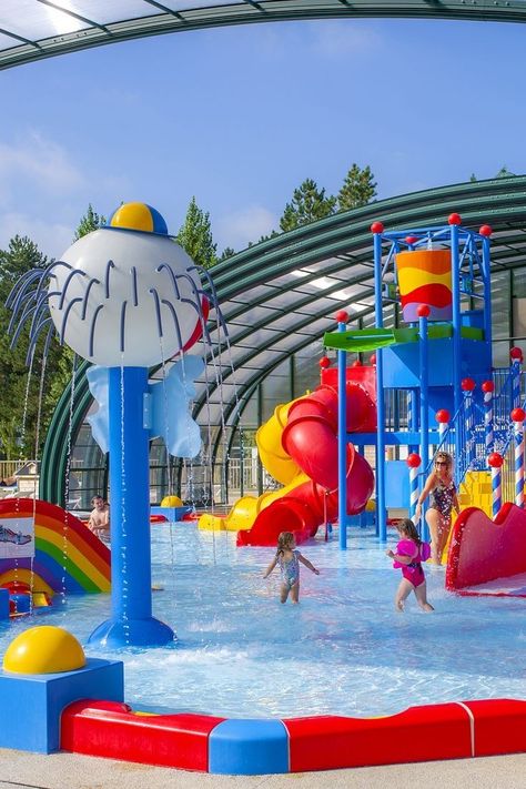 Pool Design Modern, Water Park Rides, Ideas De Piscina, Water Play For Kids, Country Garden Design, Pool Porch, Kids Backyard Playground, Aqua Park, Water Playground