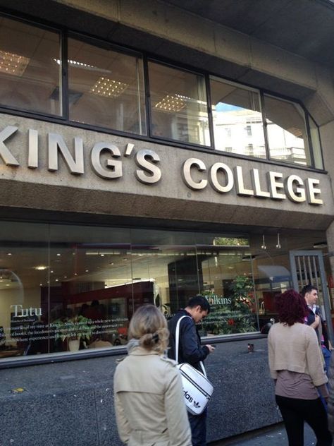 Kings College Aesthetic, London Study Aesthetic, Kings College London Campus, Ucl London Aesthetic, London College Aesthetic, Studying In London Aesthetic, Studying In London, University London Aesthetic, Kings College London Aesthetic