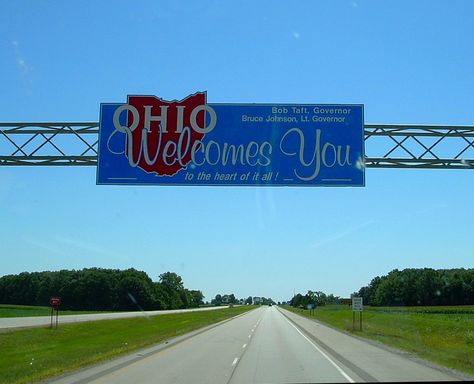 cols ohjo | Welcome to the "Buckye State" of Ohio ... "the heart of it all"! Ohio Vacations, State Signs, Cincinnati Ohio, Ohio State Buckeyes, Cleveland Ohio, Columbus Ohio, Ohio State, Columbus, Cincinnati