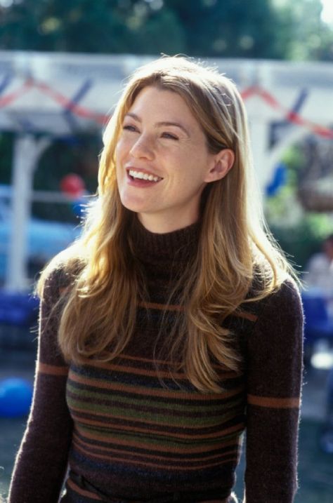 Ellen Pompeo | ... old school names ellen pompeo still of ellen pompeo in old school Meredith Grey Hair, Meredith Grey's Anatomy, Greys Anatomy Characters, Greys Anatomy Cast, Derek Shepherd, Ellen Pompeo, Gray Hair Cuts, Meredith Grey, Julianne Moore