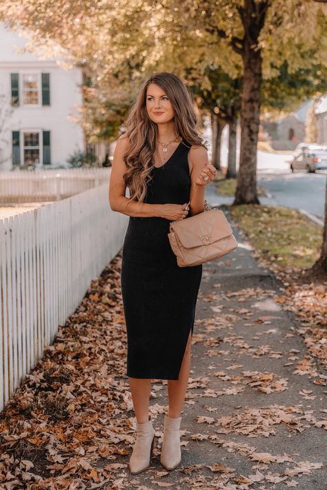 Bodycon Dress Fall Outfits, Knit Midi Dress Outfit, 2022 Sweaters, Dressy Fall Outfits, Caitlin Covington, Southern Curls And Pearls, Midi Dress Outfit, Pink Lily Boutique, Cups Of Coffee