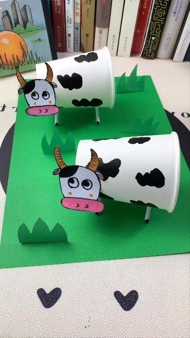 Farm Animal Projects For Preschool, Cup Crafts For Kids, Paper Cow, Paper Cup Art, Handmade Toys Diy, Cow Diy, Paper Cup Crafts For Kids, Farm Animals Craft, Farm Animals Preschool