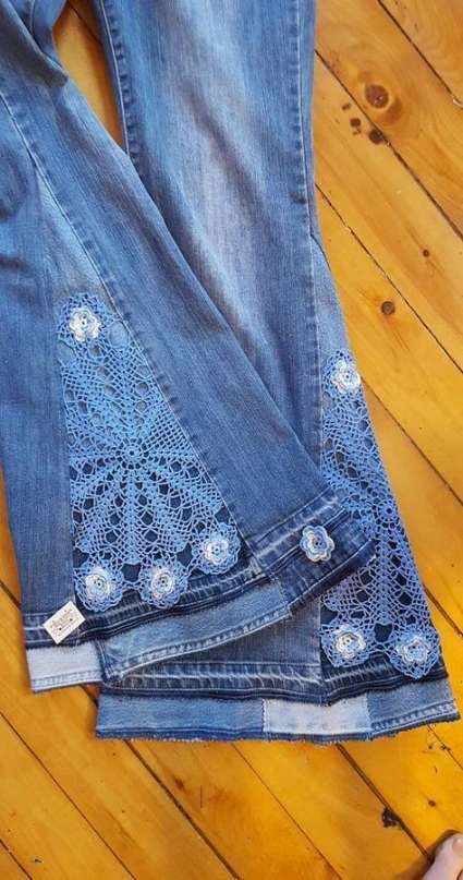 Återvinna Jeans, Bell Bottoms Jeans, Jeans Upcycle, Artisanats Denim, Jeans Custom, Hippie Jeans, Diy Jeans, Blue Jeans Crafts, Boho Jeans