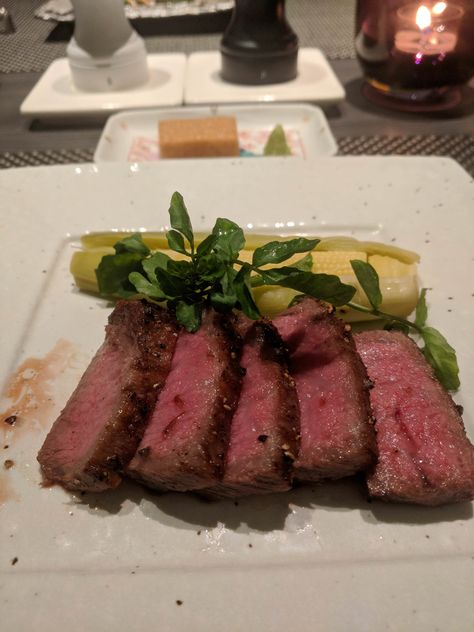 [I ate] a5 grade11 Kobe beef Kobe Beef, Food Images, The Hub, Dream Life, Steak, Meat, Fish, Drinks, Quick Saves