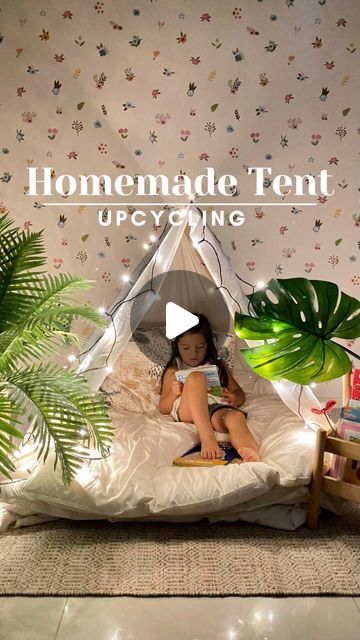 Diy Sleepover Tent, How To Make Forts, Diy Kids Tent, Christmas Led Lights, Sleepover Tents, Baby Tent, Lots Of Books, Kids Tent, Kids Forts