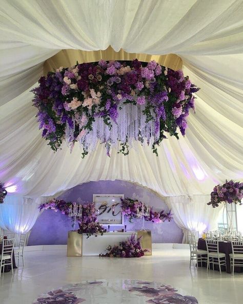 Wedding Setup, Tulip Wedding, Quinceanera Ideas, Wedding Stage, The Ceiling, Purple And White, Wedding Reception Decorations, Purple Wedding, Trendy Wedding