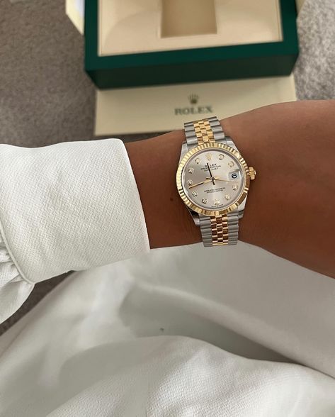 We pride ourselves in sourcing some of the rarest watches available. DM for assistance 📲 #limelightnova #rolexwatch #watchcollector #watchcommunity #watchlover Women’s Rolex Gold, Goal 2025, Cartier Watches Women, Diamond Watches Women, Rolex Watches Women, Classy Watch, Silver Watches Women, Vintage Watches Women, Gold Watches Women