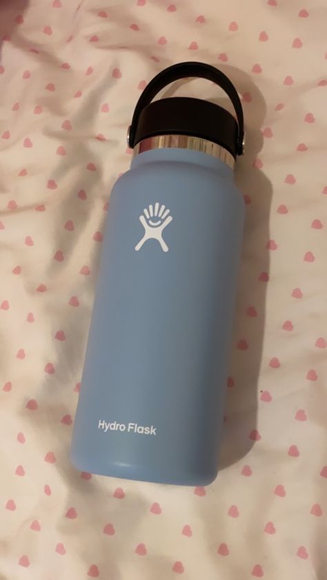 Aesthetic Hydroflask, Waterbottles Hydroflask, Cute Hydroflask, Hydroflask Aesthetic, Hydroflask Aesthetic Blue, Blue Hydro Flask Aesthetic, Water Bottles, Hydroflask Baby Blue, Cute Hydro Flask.water Bottles Insulated Cheep For Middle School Custom