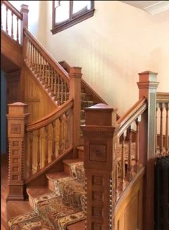 Victorian Foyer, Victorian Entryway, Entryway Paint, Dark Wood Trim, Dark Trim, Morris Wallpapers, Best Paint, Best Paint Colors, Wood Trim