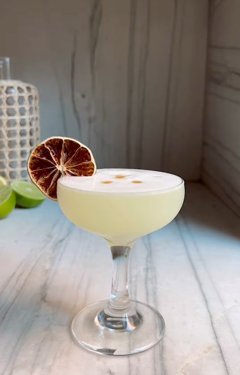 Pisco Sour Recipe, Join Jules, Sour Foods, Pisco Sour, Sour Cocktail, Mixed Drinks Recipes, Cocktail Drinks Recipes, Angostura Bitters, Pretty Drinks