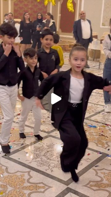 Nicat Azadlı on Instagram Fun Dance Videos, Kids Dancers, Baby Funny Videos, Dancing Children, Funny Babies Dancing, Children Dancing, Funny Baby Gif, Funny Dancing Gif, Got Talent Videos