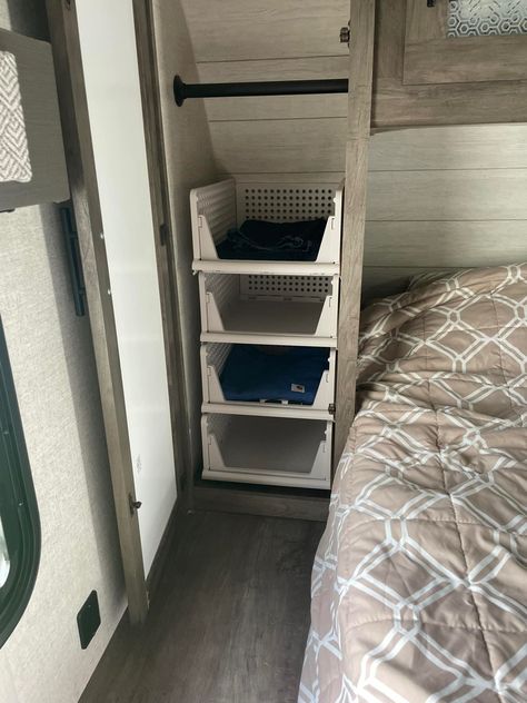 Motorhome Bedroom Ideas, Camper Home Storage Ideas, Camper Pass Through Storage Ideas, Organization Ideas For Camper, Clothes Organization Camper, Camper Bunk Room Storage Ideas, Clothes Storage For Camper, Couch For Camper, Travel Trailer Clothes Storage