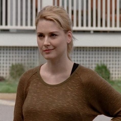 Twd Pictures, Jessie Anderson, Alexandra Breckenridge, Virgin River, Rick Grimes, Walking Dead, The Walking Dead, Zombie, Walking