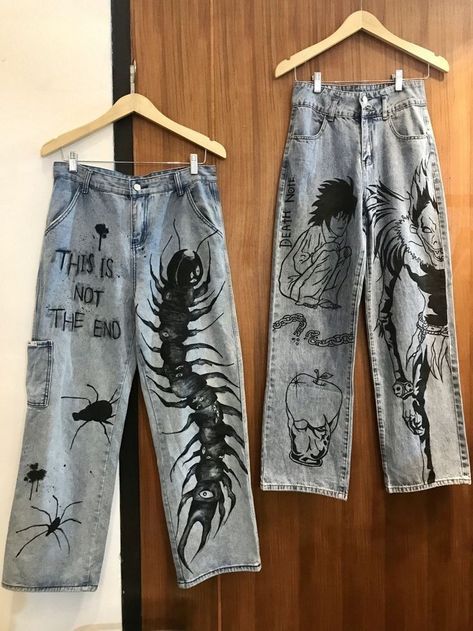 Bleach Anime Clothes, Jeans With Painting, Paint On Jeans Diy, Diy Jeans Painting, Anime Pants Design, Jeans Drawing Ideas, Painting Pants Idea, Black Painted Jeans, Art Jeans Paintings