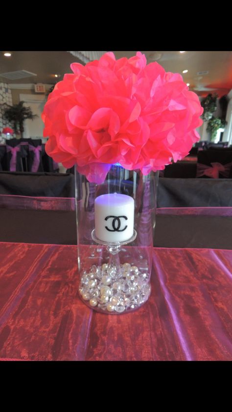 Diy Chanel Party Decorations, Chanel Table Decor, Chanel Centerpieces Diy, Coco Chanel Centerpieces, Chanel Centerpiece Ideas, Chanel Centerpieces, Fashion Centerpieces, Chanel Themed Birthday Party Backdrop, Square Vase Centerpieces