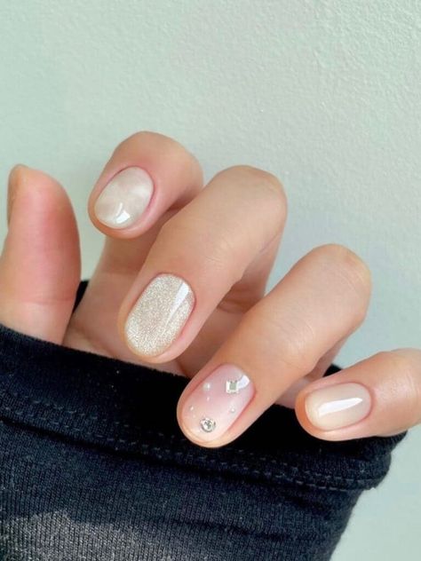 White Nail Styles, Milky White Nail, Milky White Nails, Plaid Nail Designs, Korean Nail Art, Milky Nails, Sally Hansen Nails, Nude Nail Designs, Eye Nails