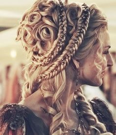 1000+ ideas about Steampunk Hairstyles on Pinterest | Big Curls ... Different Styles Of Braids, Styles Of Braids, Special Hairstyles, 2016 Hairstyles, Couture Dior, Steampunk Hairstyles, Medieval Hairstyles, Victorian Hairstyles, Fantasy Hair