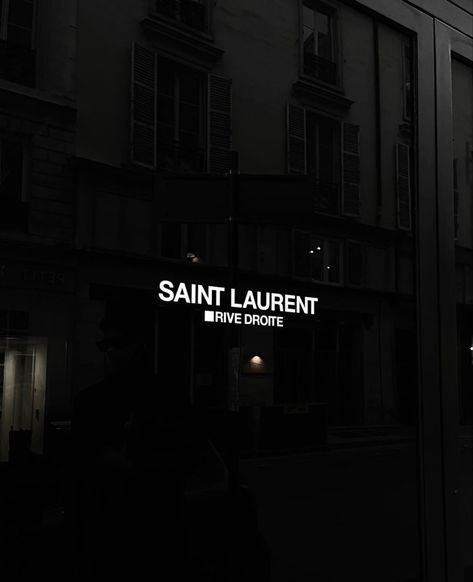 Instagram : saad.https Saint Laurent Aesthetic, Luxury Lifestyle Aesthetic, Dark Acadamia, Taylor Swift Posters, Edgy Wallpaper, Cold Night, Rich Kids, Dream Lifestyle, Aesthetic Images