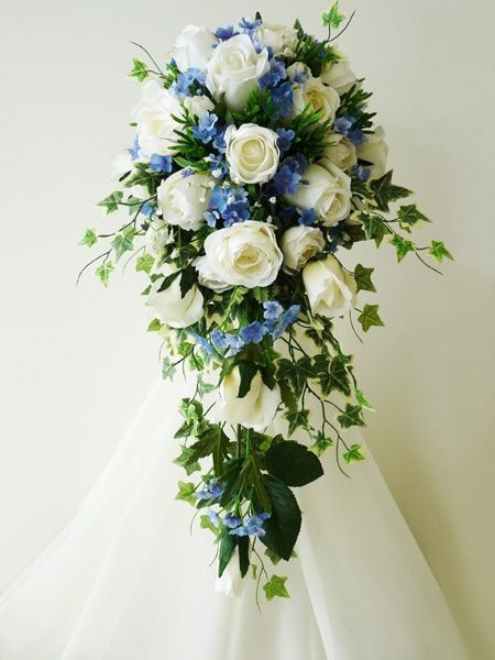 White Roses And Forget Me Nots, Bouquet Forget Me Not, Forget Me Not Flower Arrangements, Blue And White Cascading Bridal Bouquet, Forget Me Not Bouquet Wedding, Forget Me Not Bouquet, Champagne Flowers, Cascading Bouquet, Cascading Wedding Bouquets