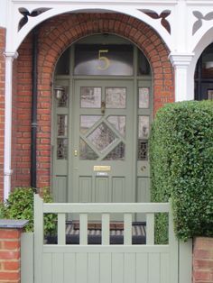 I love a matching front door and gate: try Farrow and Ball Card Room Green Brick House Front Door Colors, Card Room Green, Country Front Door, Green Front Door, Victorian Front Doors, Door Colour, Brick Houses, Best Front Doors, Green Shutters