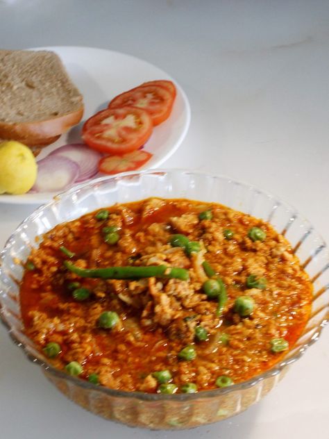 Chicken Kheema Recipe | flavours of my kitchen Chicken Recipes Chicken Kheema Recipe Indian, Chicken Kheema Recipe, Chicken Keema Recipe, Green Peas Recipes, Chicken Appetizer Recipes, Chicken Keema, Keema Recipes, Chicken Appetizers, Pea Recipes