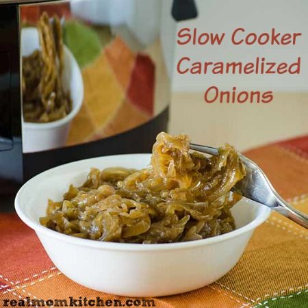 Slow Cooker Carmelized Onions, Slow Cooker Caramelized Onions, Vegetarian Hot Dog, Caramelized Onions Recipe, Vegetarian Sandwich, Onion Recipes, Favorite Kitchen, Homemade Pizza, Caramelized Onions