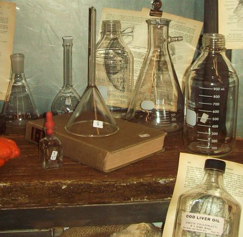 Weird Science Aesthetic, Dark Science Aesthetic, Laboratory Aesthetic Dark, Pandora Lovegood Aesthetic, Mad Scientist Aesthetic, Laboratory Aesthetic, Mad Scientist Laboratory, Frankenstein Aesthetic, Lovegood Aesthetic